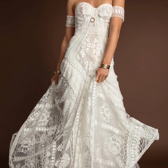 Clara Rue De Seine - Picture 3 of 13